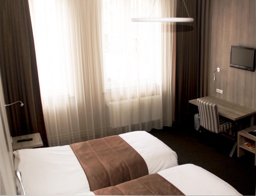 Hotel Mille Colonnes Leuven Ngoại thất bức ảnh