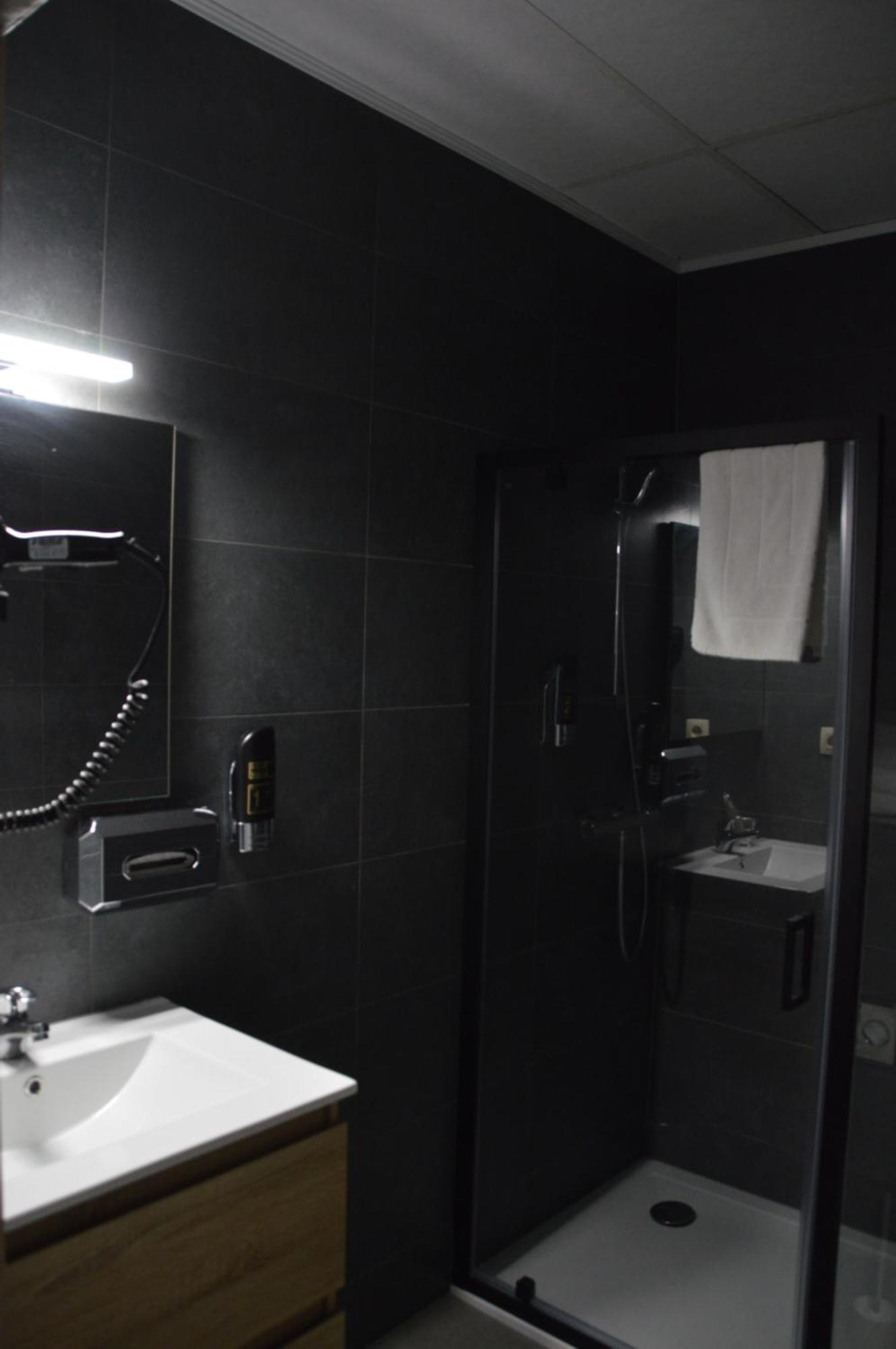 Hotel Mille Colonnes Leuven Ngoại thất bức ảnh