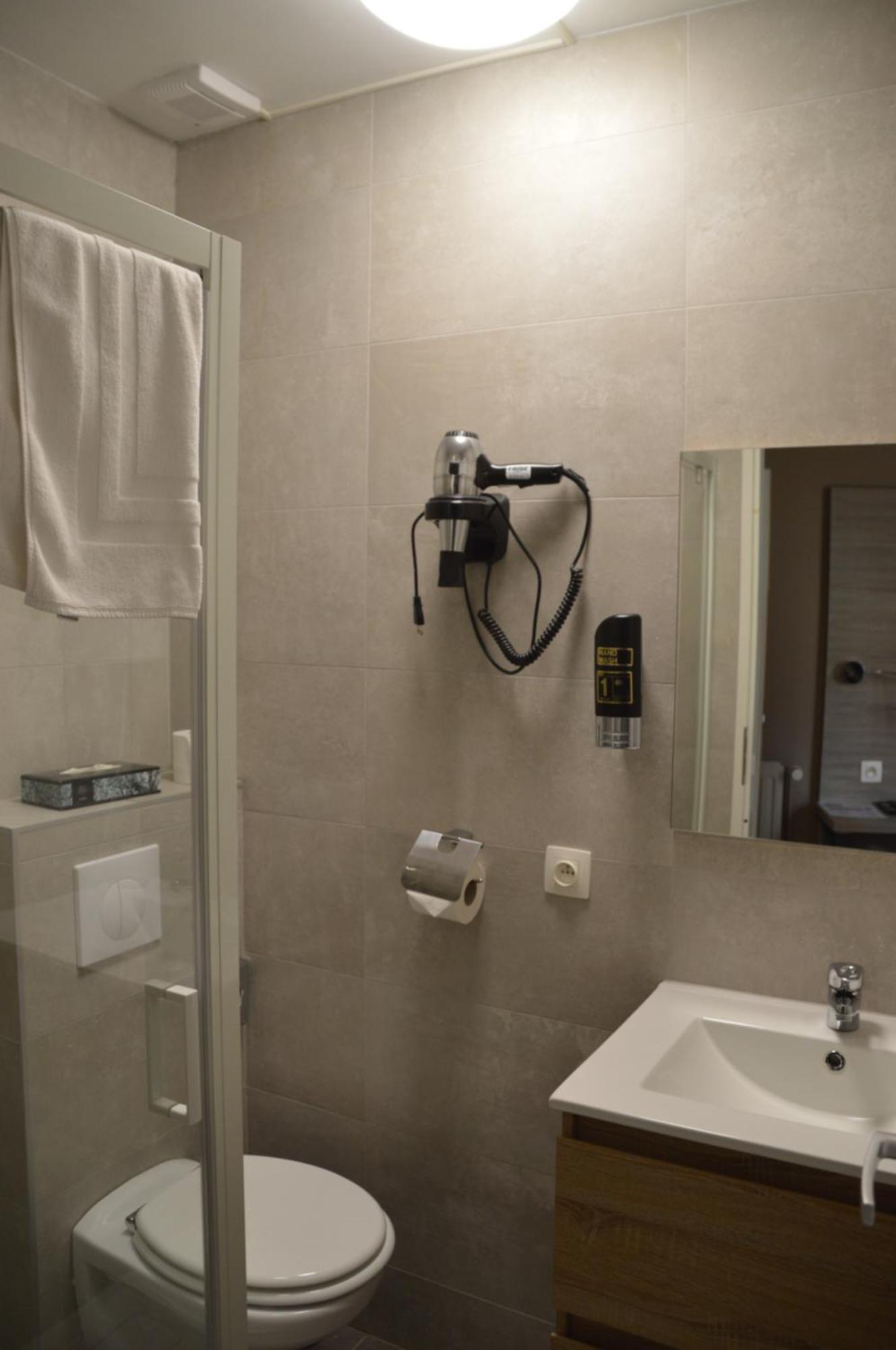 Hotel Mille Colonnes Leuven Ngoại thất bức ảnh