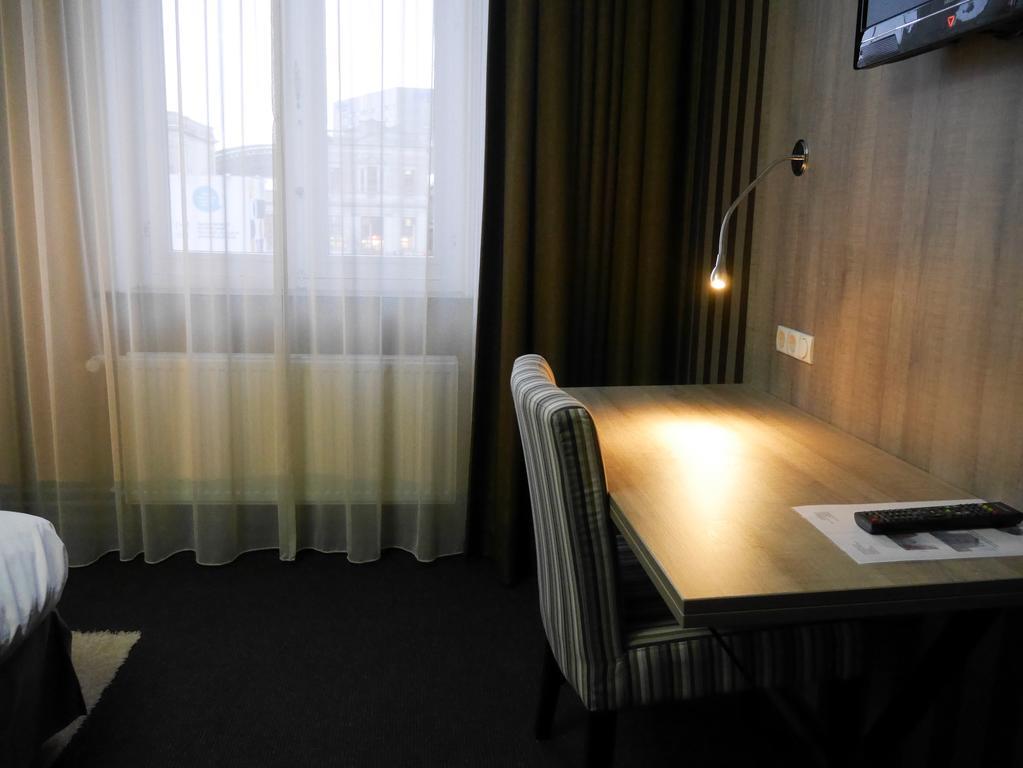 Hotel Mille Colonnes Leuven Ngoại thất bức ảnh